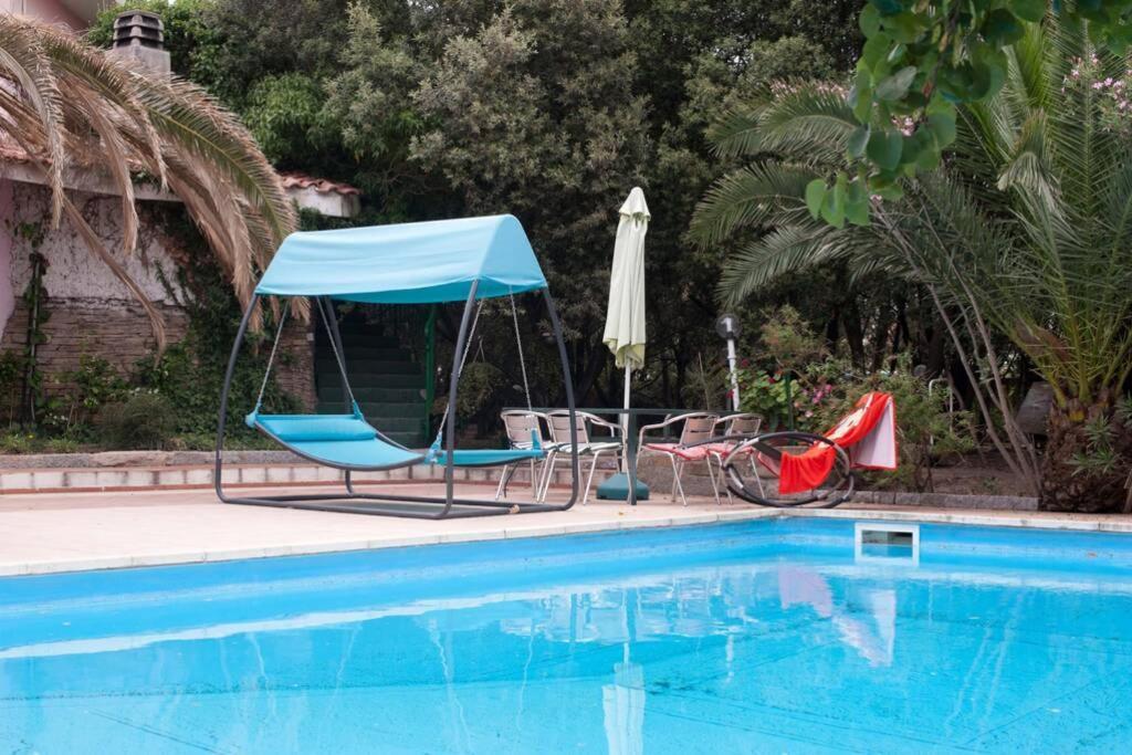 Loft Mansardato Con Giardino E Piscina In Villa Privata Loft With Garden And Swimming Pool In A Private Villa Сесту Екстер'єр фото